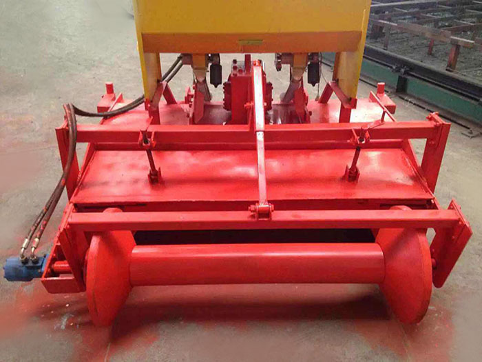 施肥、精整機(jī)